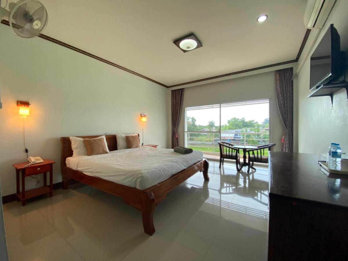 Mayuree Resort Udon Thani Exteriör bild
